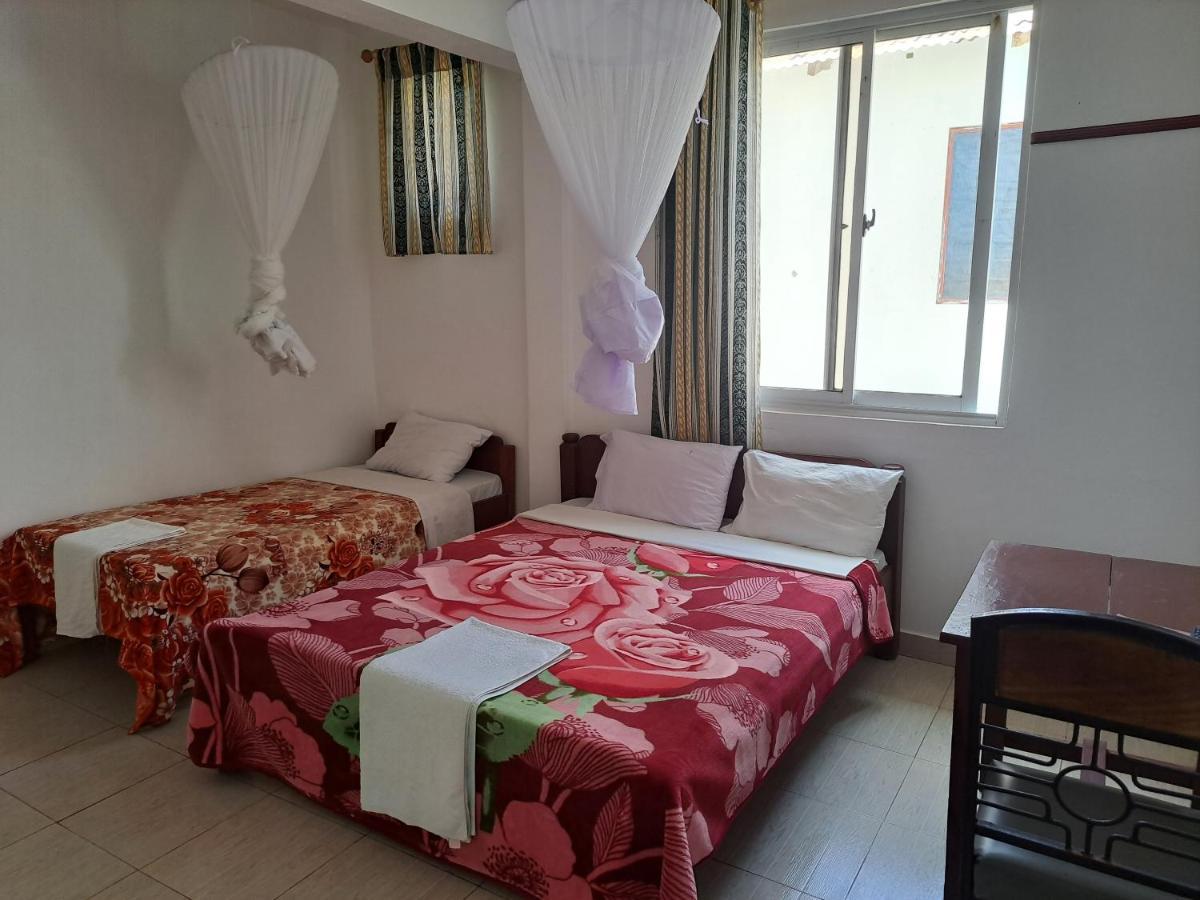 Kwale Golden Guest House Esterno foto